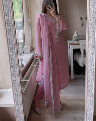 Mahi Fashion Embroidered, Solid Kurta, Trouser/Pant & Dupatta Set