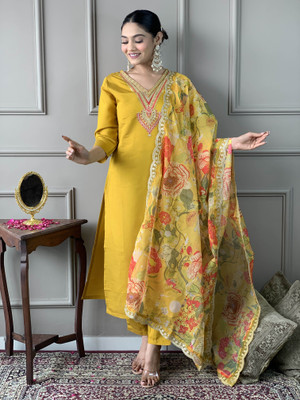 Nirvaan Women Kurta Pant Dupatta Set