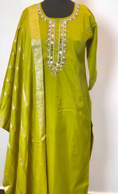 zoeyasvogue Solid, Embellished Kurta, Trouser/Pant & Dupatta Set