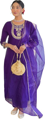Fabrion Embroidered Kurta, Salwar & Dupatta Set