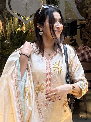 VredeVogel Embroidered Kurta, Trouser/Pant & Dupatta Set