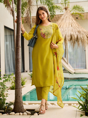 VEDUU Embroidered Kurta, Trouser/Pant & Dupatta Set