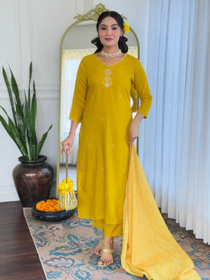 VEDUU Embroidered Kurta, Salwar & Dupatta Set