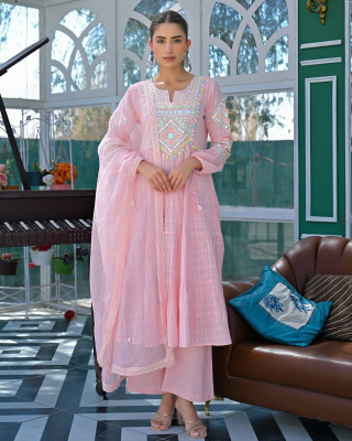 VHCLOTHES Embellished Kurta, Salwar & Dupatta Set
