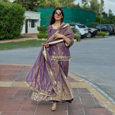 Bonanzafshion Embroidered, Embellished Kurta, Palazzo & Dupatta Set