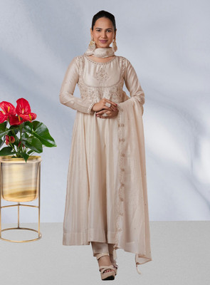 KHANJAN FASHION Embroidered Kurta, Trouser/Pant & Dupatta Set