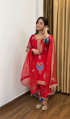 Mahi Fashion Embroidered Kurta, Salwar & Dupatta Set