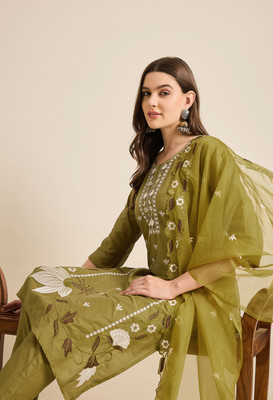 Anouk Rustic Embroidered Kurta, Trouser/Pant & Dupatta Set