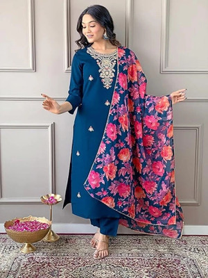 PILUDI Women Kurti Pant Attached Dupatta Set