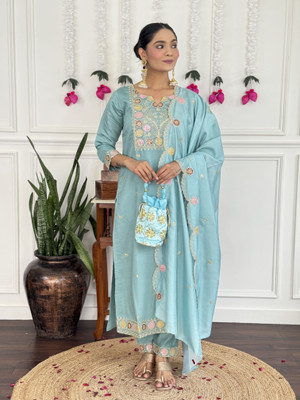 PILUDI Embroidered Kurta, Salwar & Dupatta Set
