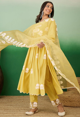 Tasrika Embroidered Kurta, Trouser/Pant & Dupatta Set