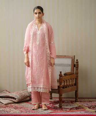 D W APPARELS Embroidered Kurta, Trouser/Pant & Dupatta Set