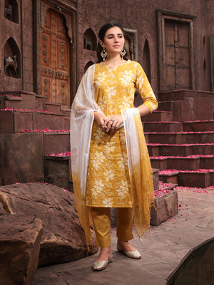 Aravalii ecommerce Floral Print Kurta, Trouser/Pant & Dupatta Set