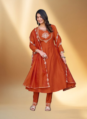 KHANJAN FASHION Embroidered, Floral Print, Self Design Kurta, Trouser/Pant & Dupatta Set