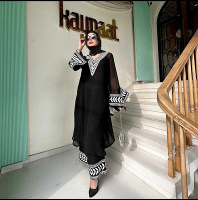 weaRial Embroidered Kurta, Palazzo & Dupatta Set