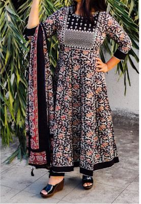 Cetlic Fab Printed Kurta, Palazzo & Dupatta Set