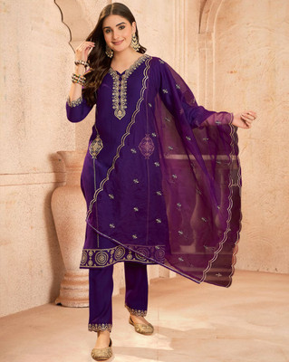 Tasrika Embroidered Kurta, Trouser/Pant & Dupatta Set
