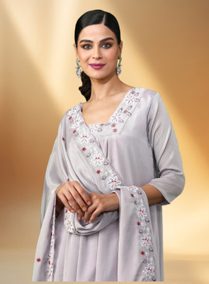 KHANJAN FASHION Embroidered, Floral Print Kurta, Trouser/Pant & Dupatta Set