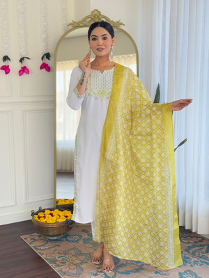 VHCLOTHES Embroidered Kurta, Salwar & Dupatta Set