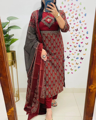 NAVTAARI Printed Kurta, Trouser/Pant & Dupatta Set