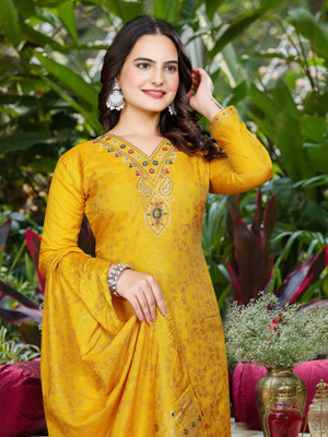 Dhvija enterprise Embroidered Kurta, Trouser/Pant & Dupatta Set