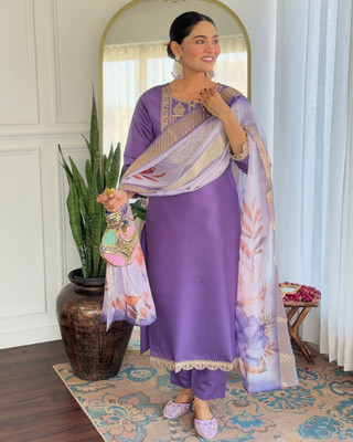 arma fab Embroidered Kurta, Trouser/Pant & Dupatta Set