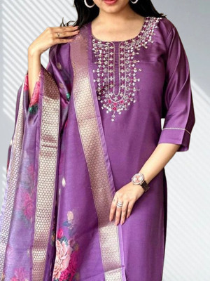 LAAIBA CREATION Embroidered Kurta, Trouser/Pant & Dupatta Set