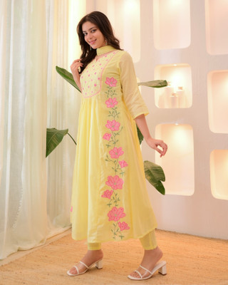 Clothyvia Embroidered Kurta, Trouser/Pant & Dupatta Set
