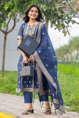 kili fashion Embroidered Kurta, Trouser/Pant & Dupatta Set