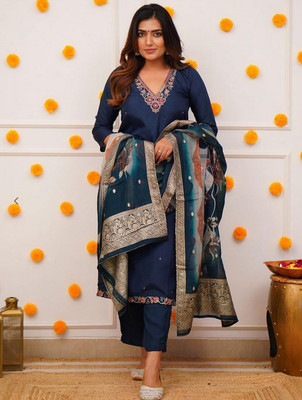 Royal Ful Embroidered Kurta, Trouser/Pant & Dupatta Set