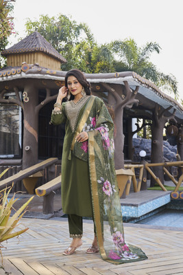 BHUMIKA CREATION Embroidered Kurta, Trouser/Pant & Dupatta Set
