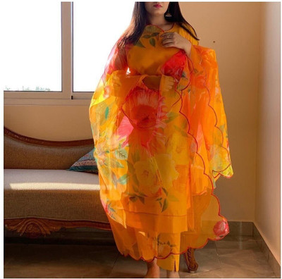 Piyuti Solid Kurta, Dhoti Pant & Dupatta Set