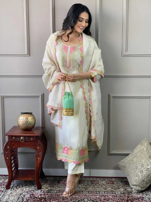 JIAAS HOOPER Embroidered Kurta, Trouser/Pant & Dupatta Set