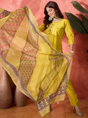 MS.MATWALI Women Kurta Pant Set