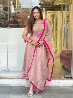 KACHIBA Embroidered Kurta, Trouser/Pant & Dupatta Set