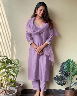CLAVINET Embroidered Kurta, Trouser/Pant & Dupatta Set