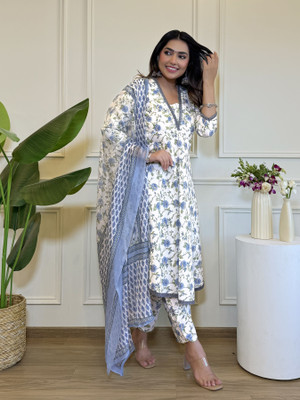 Hevil Creation Embroidered Kurta, Trouser/Pant & Dupatta Set