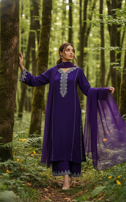 ROHEENI CREATION Embroidered Kurta, Palazzo & Dupatta Set