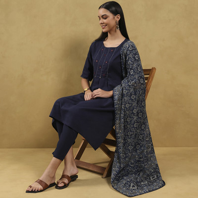 RANGRITI Solid Kurta, Trouser/Pant & Dupatta Set