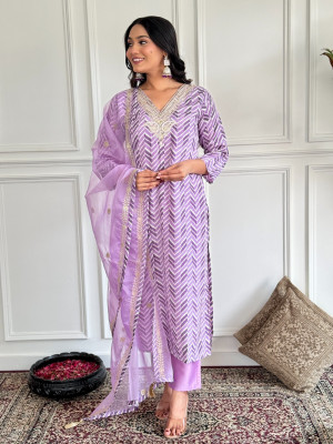 BFASHIONABLES Printed Kurta, Dhoti Pant & Dupatta Set