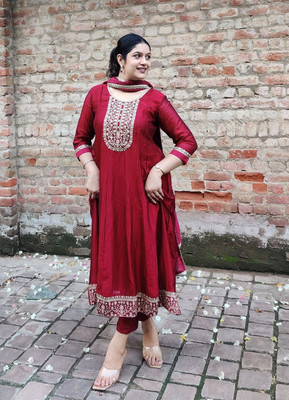 VredeVogel Embroidered Kurta, Trouser/Pant & Dupatta Set