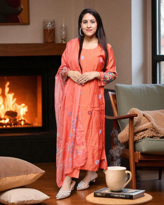 Ishi Trends Embroidered Kurta, Trouser/Pant & Dupatta Set