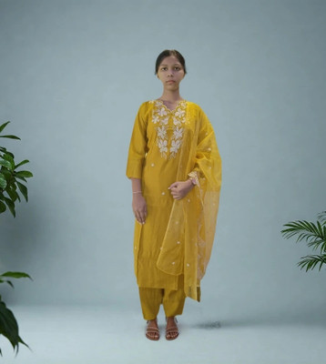 sakshi Solid Kurta, Salwar & Dupatta Set