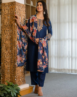 Tasrika Embellished, Embroidered Kurta, Trouser/Pant & Dupatta Set