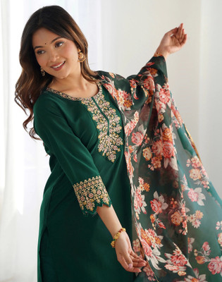 Skylee Embellished, Embroidered, Self Design Kurta, Trouser/Pant & Dupatta Set