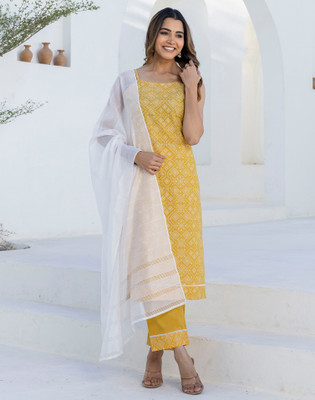 Skylee Printed, Embellished Kurta, Trouser/Pant & Dupatta Set
