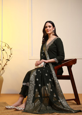 New Ethnic 4 You Embroidered Kurta, Salwar & Dupatta Set
