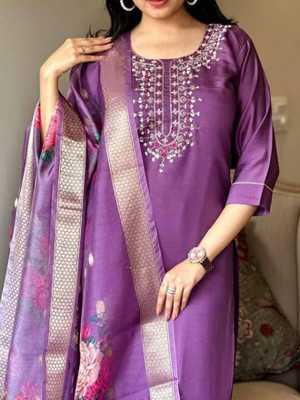 bajrang fashion Embroidered Kurta, Trouser/Pant & Dupatta Set