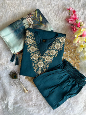 XAYCRA CREATION Embroidered Kurta, Dhoti Pant & Dupatta Set