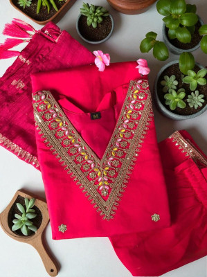 CLAVINET Embroidered Kurta, Trouser/Pant & Dupatta Set
